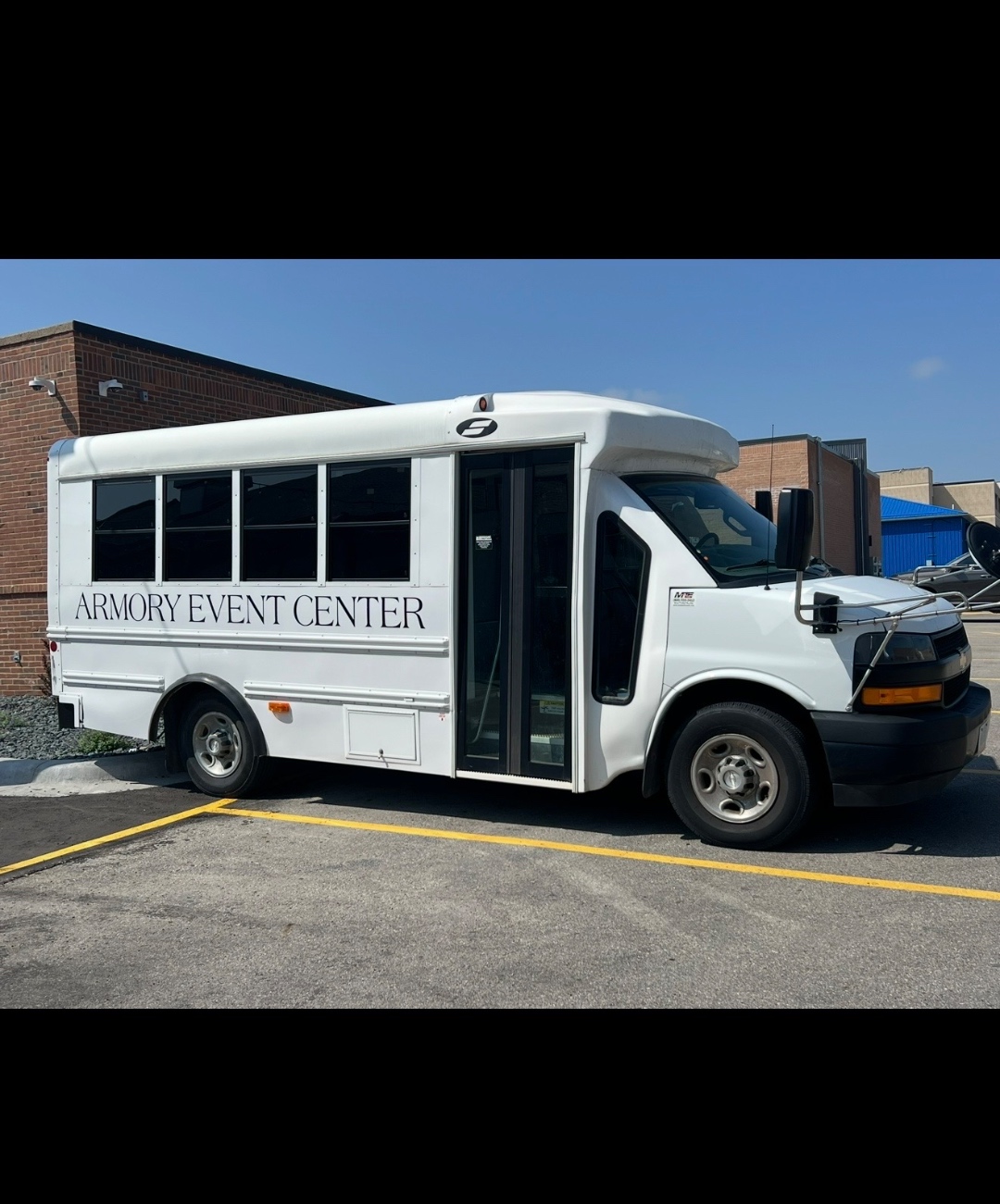 Ellis Transit shuttle bus for events